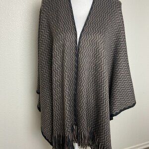BCBGMaxAzria Fringe Scarf Wrap Zig Zag ONE SIZE